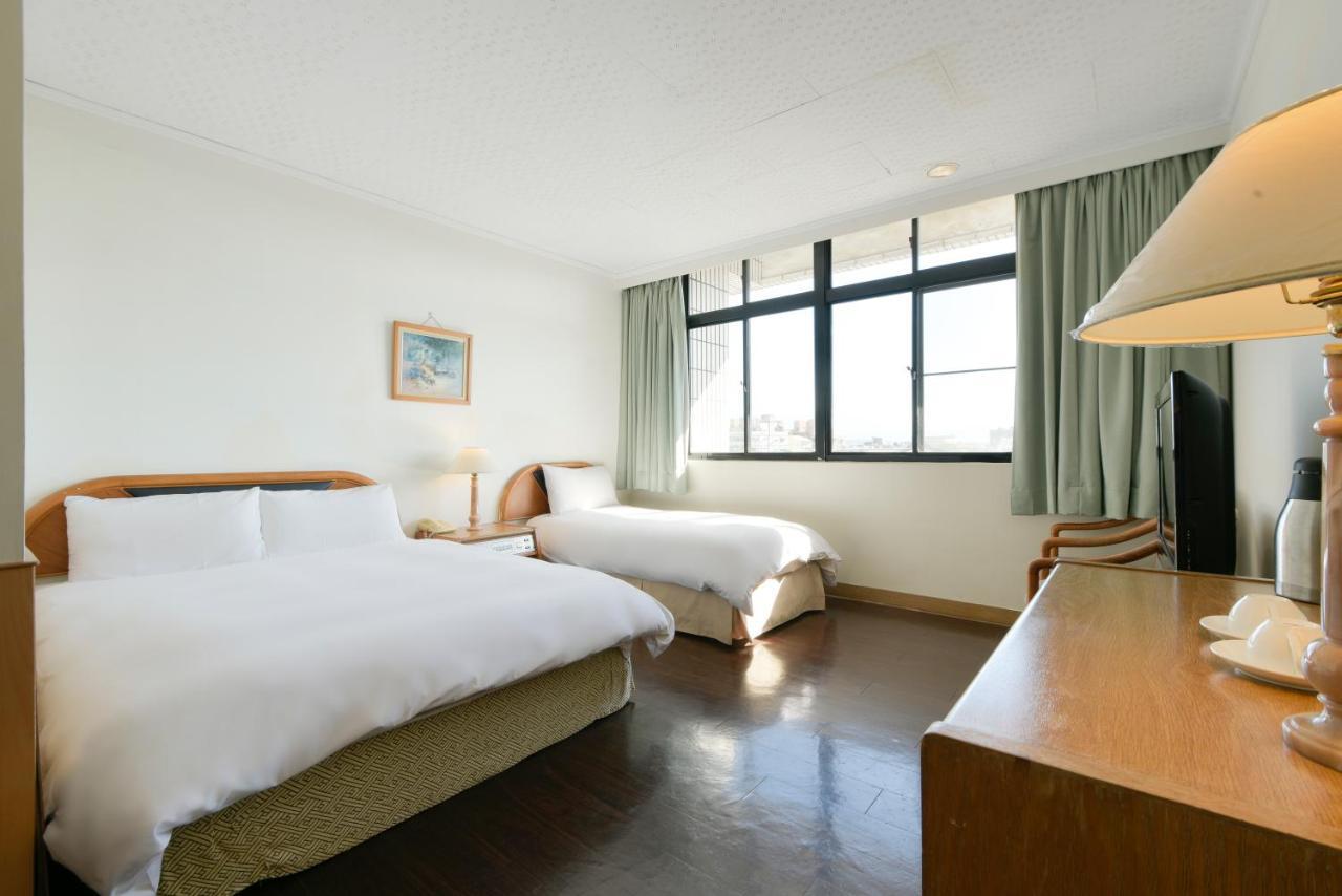 צ'יאיי סיטי Back Home Hotel מראה חיצוני תמונה