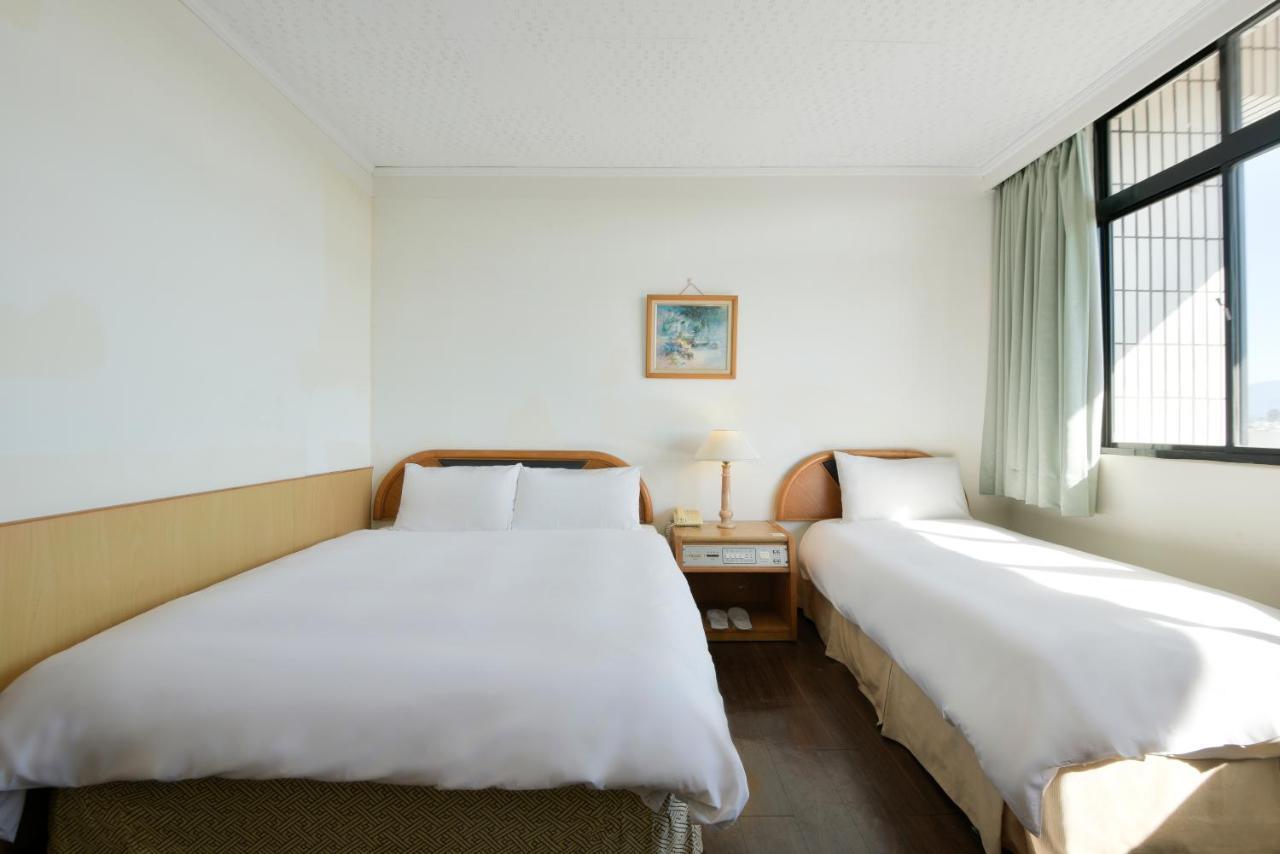צ'יאיי סיטי Back Home Hotel מראה חיצוני תמונה